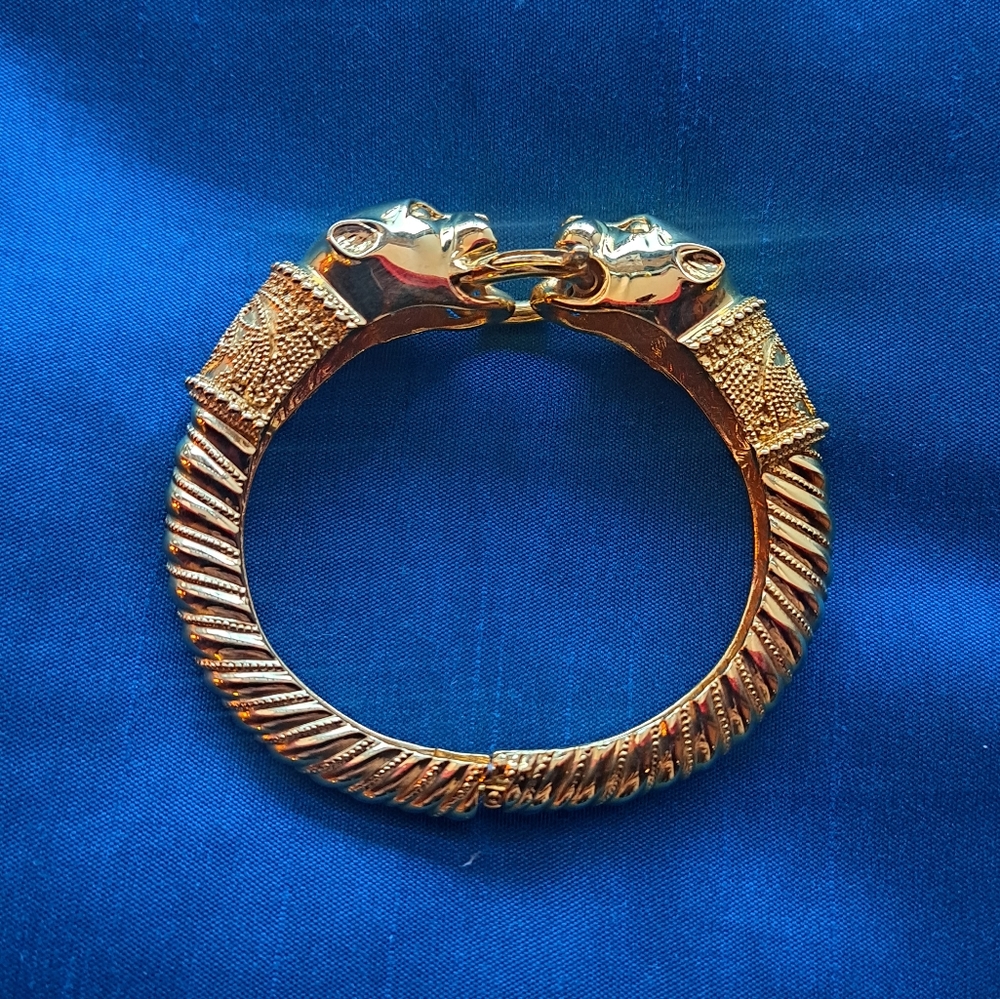 Joan Rivers Collectible Vintage Statement Bracelet Gold Jaguar Animal Fabulous